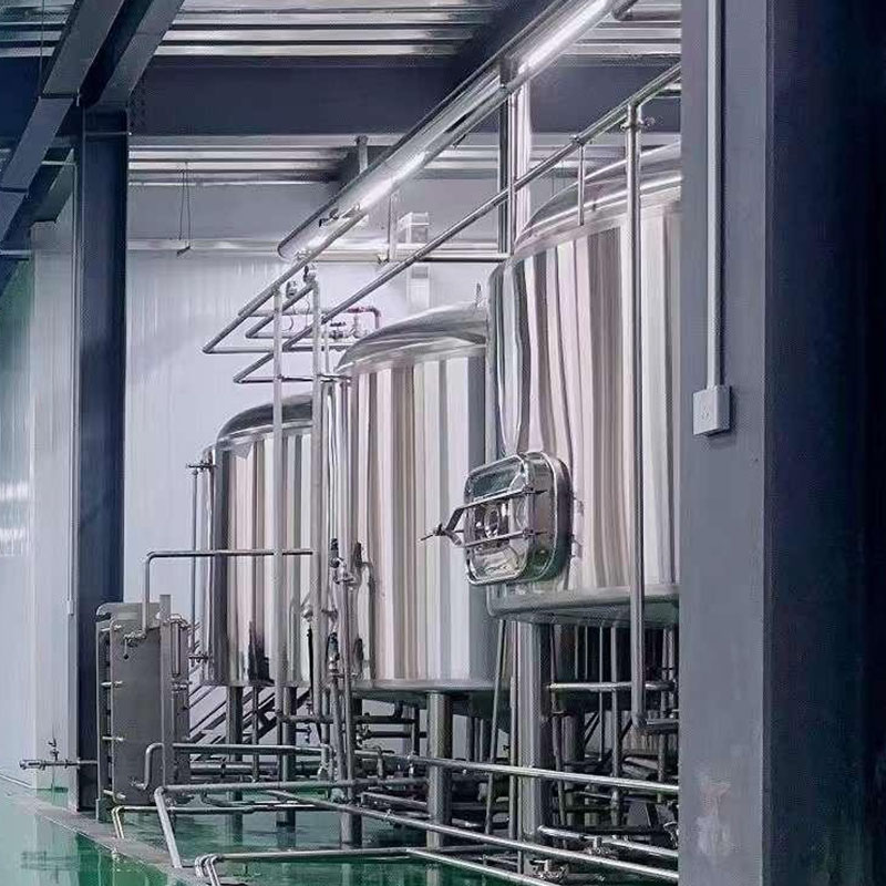 温泉精酿啤酒设备